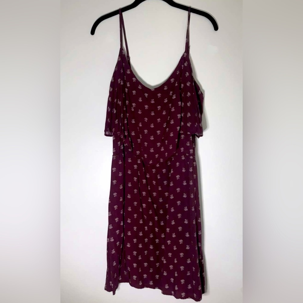 Old Navy Size M Burgundy Floral Summer Sun Dress - Elastic Waist / Above Knee